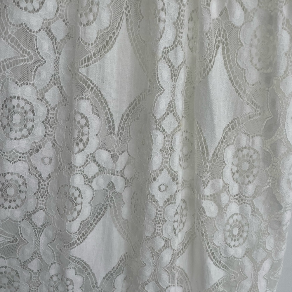 Scarlet Roose Paris size small/medium off white lace dress - Picture 2 of 5